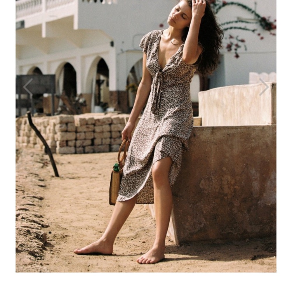 ISO Nomad Rmba Midi dress